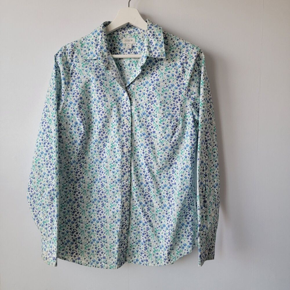J crew women's Button-up cotton poplin shirt SZ M in signature fit floral BT993